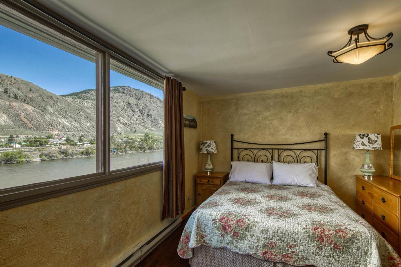 The Inn At Spences Bridge Экстерьер фото